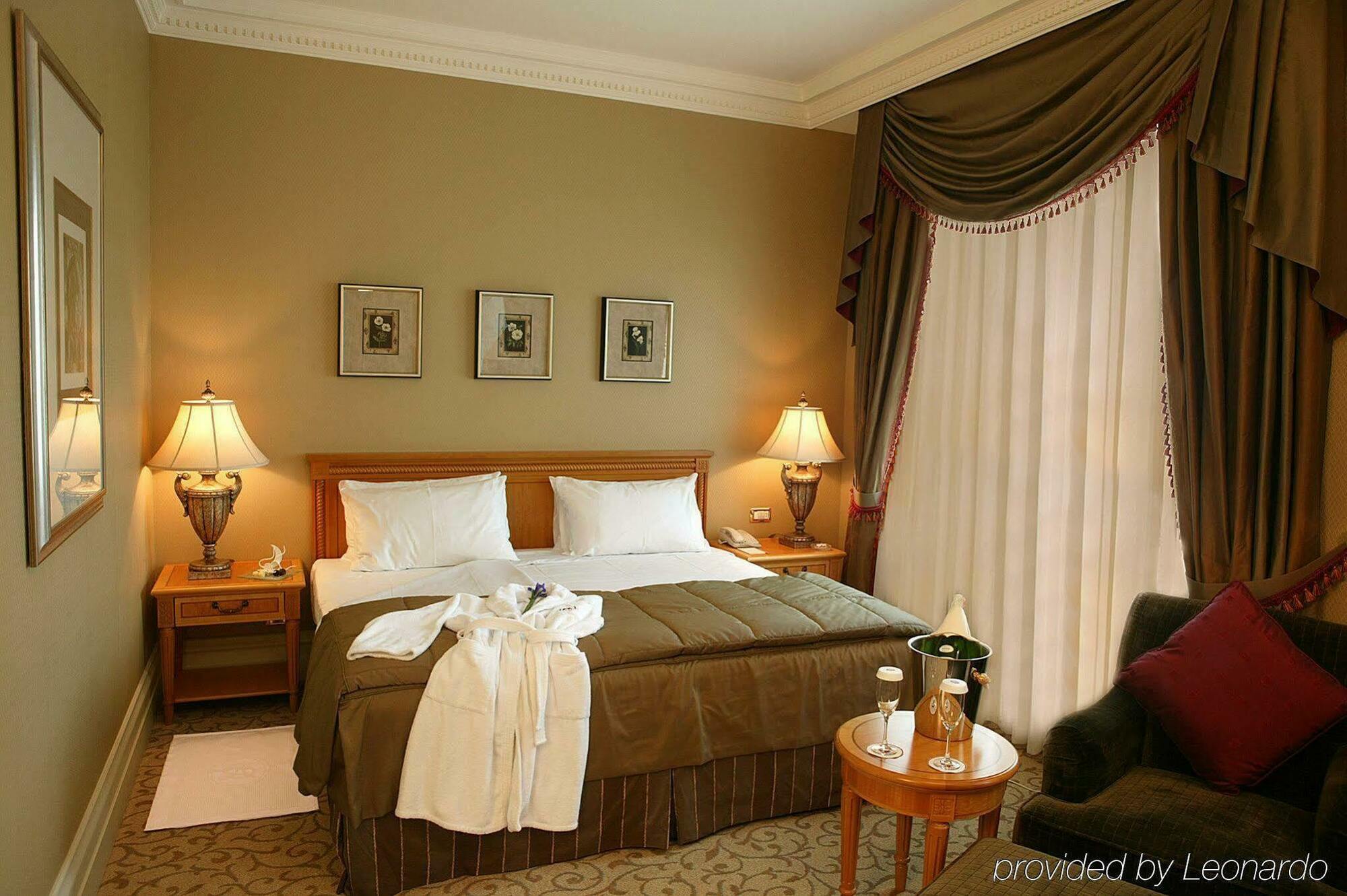 Donbass Palace Hotel Donetsk Room photo